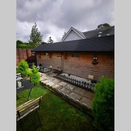 Lazy Lodge Glamping Pod With Hot Tub Port Laoise Exterior foto